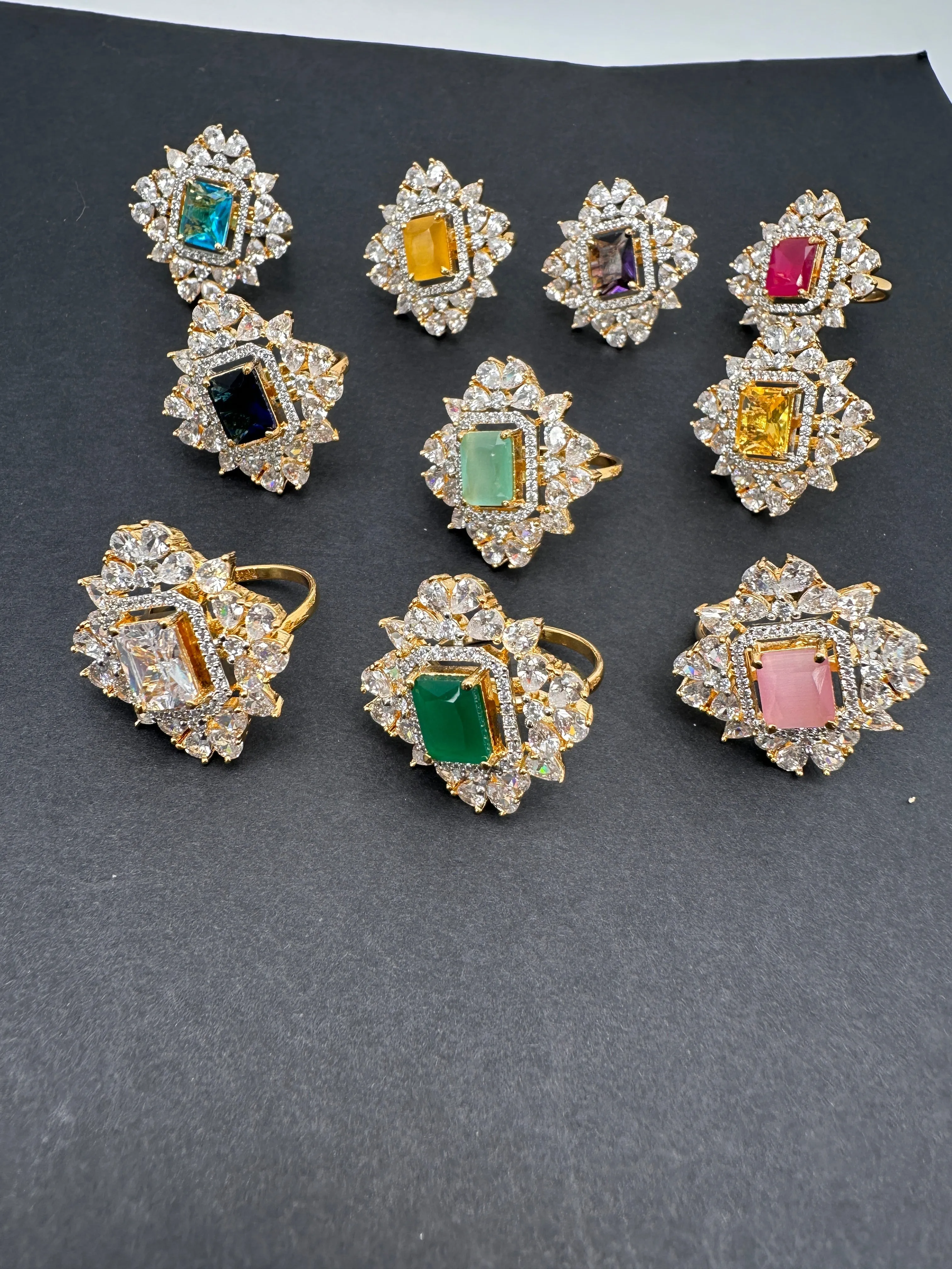 AD Adjustable Color Stone Cocktail lRing