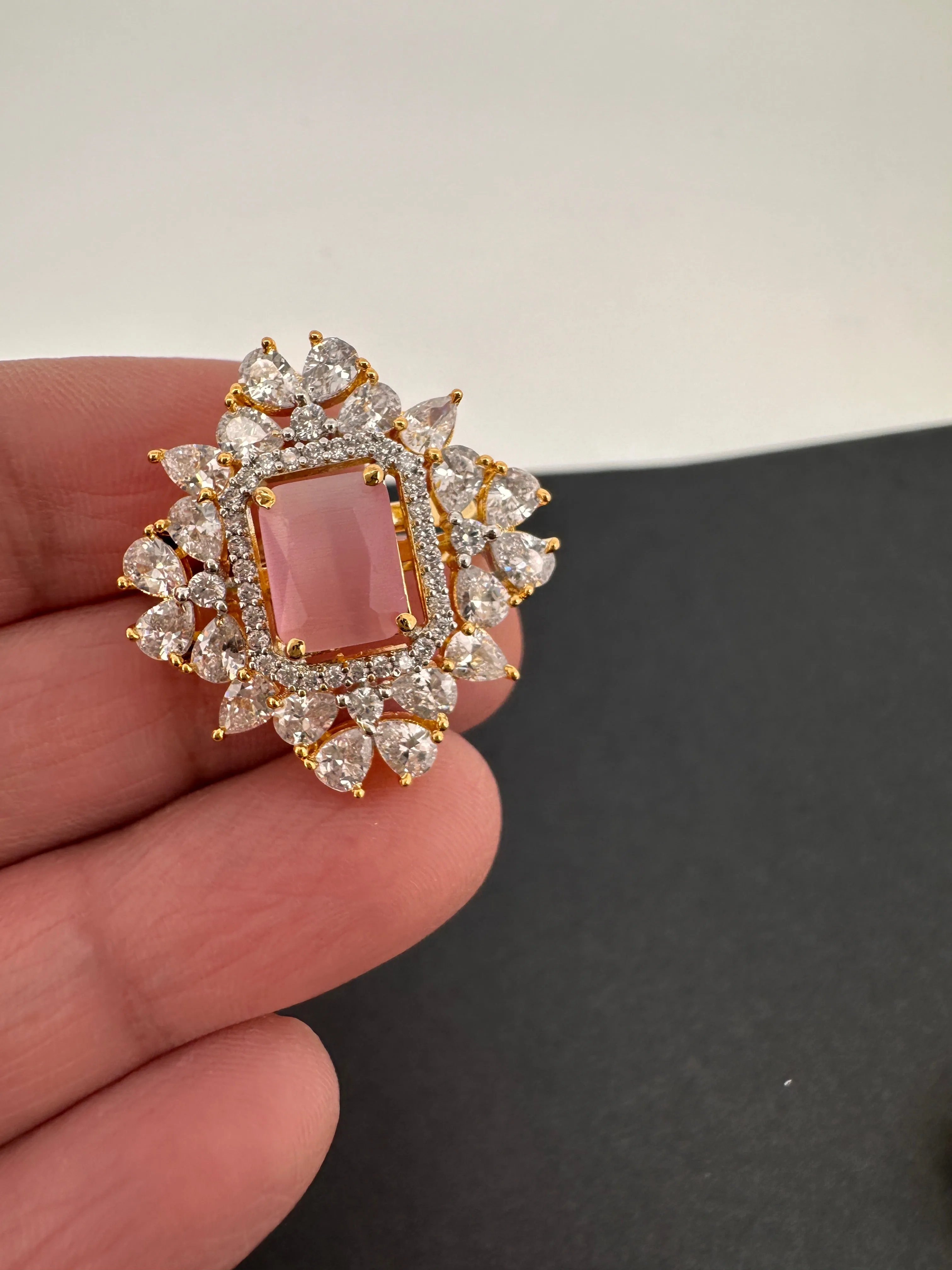 AD Adjustable Color Stone Cocktail lRing