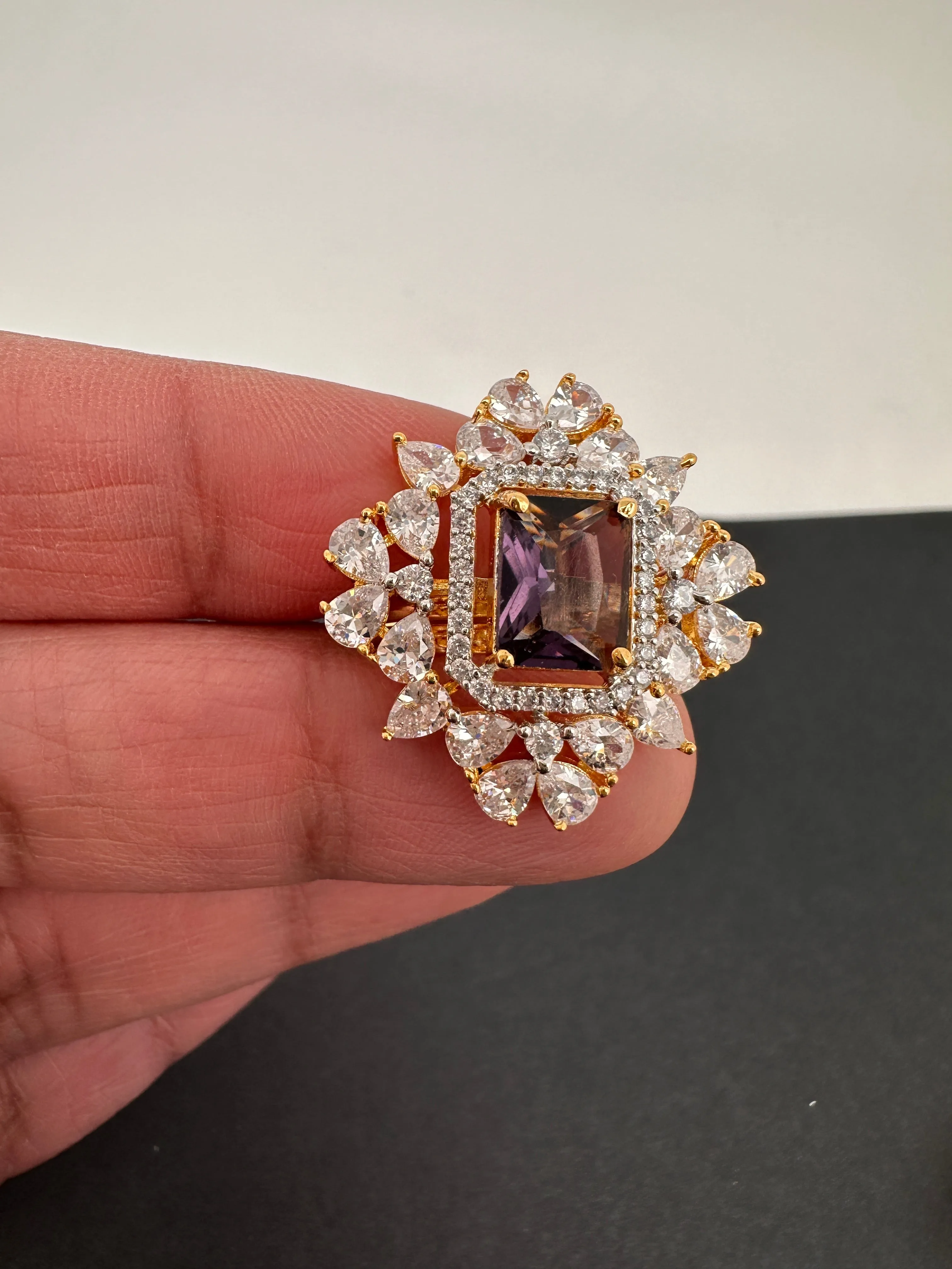 AD Adjustable Color Stone Cocktail lRing