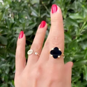Black Onyx Clover Shaped Ring
