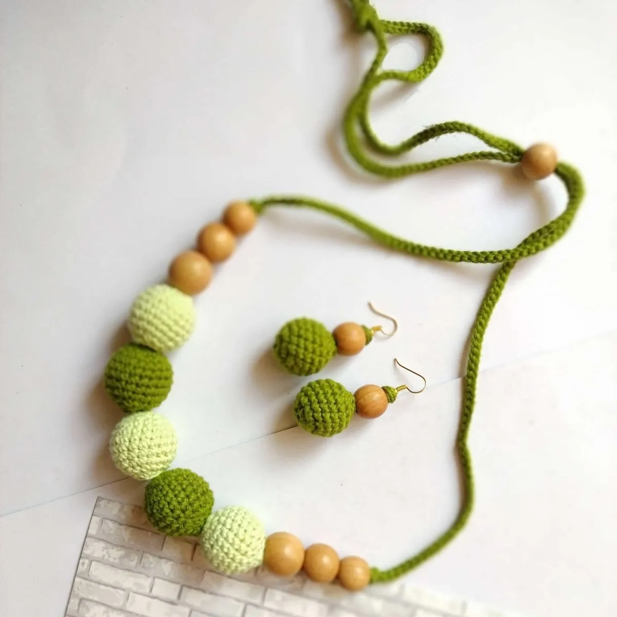 Crochet and Wooden Bead Necklace with Earrings