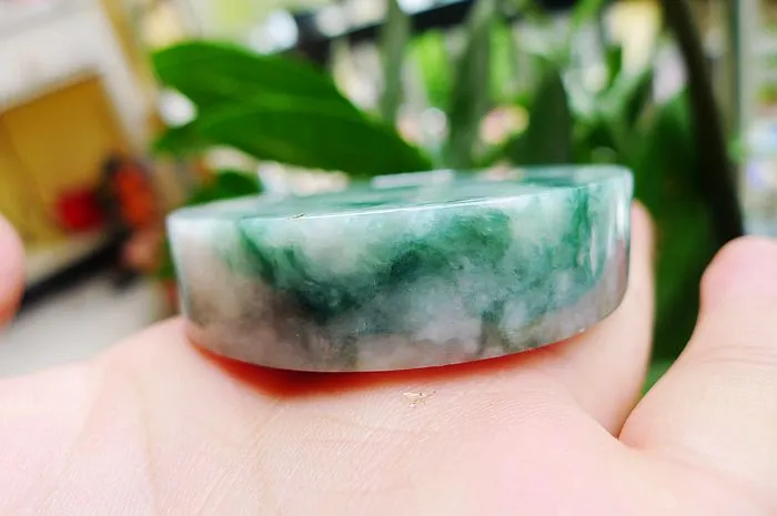 Natural Jade Rough Jadeite Raw (95g,5.3X1.3cm)