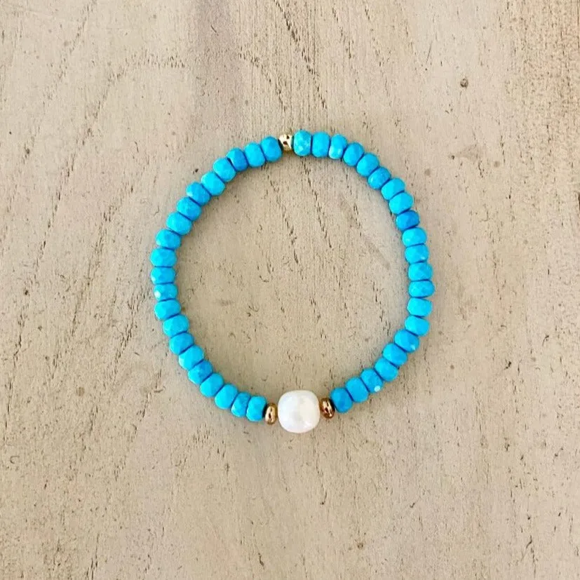 Turquoise Bracelet with Pearls